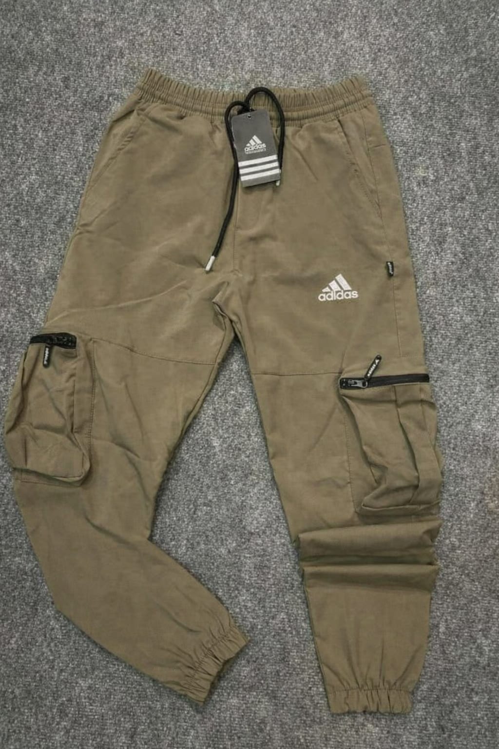 بنطلون بيكا ليكرا